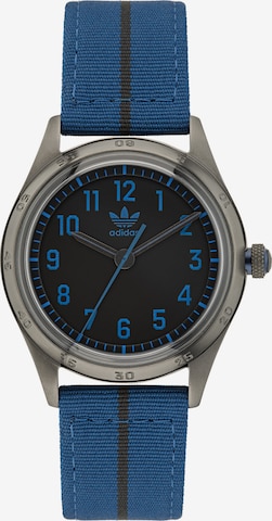 ADIDAS ORIGINALS Analoguhr in Blau: predná strana