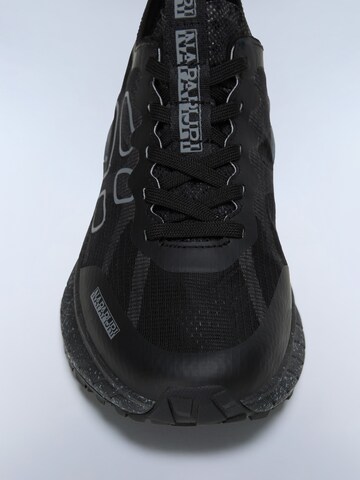 Sneaker bassa di NAPAPIJRI in nero