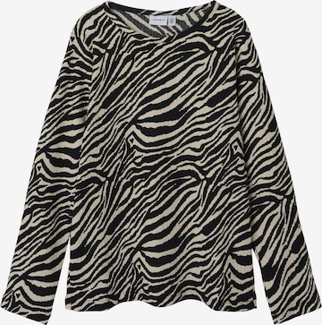 NAME IT - Camiseta en negro: frente