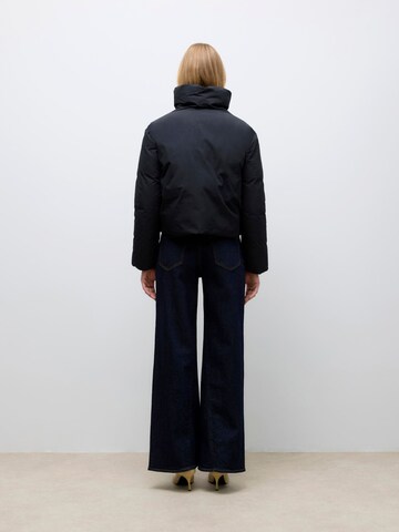 VERO MODA Vinterjakke 'UMAMI' i sort