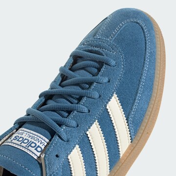 ADIDAS ORIGINALS Låg sneaker 'Handball Spezial' i blå