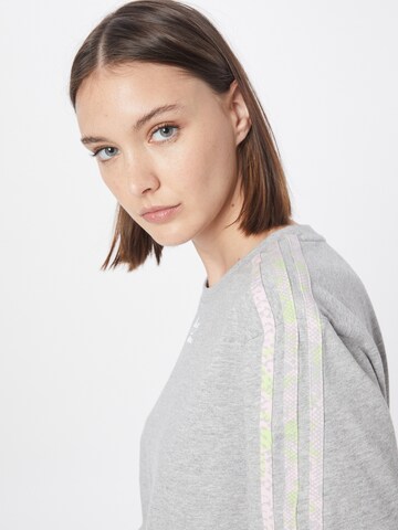 Maglietta 'Snake' di ADIDAS ORIGINALS in grigio