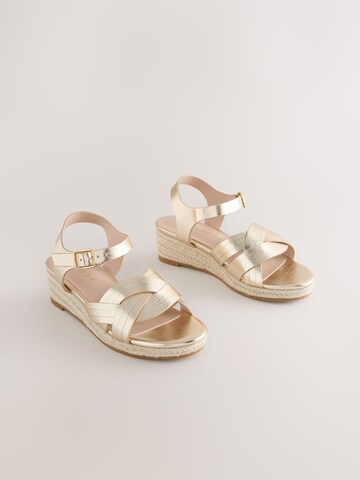 Next Szandálok - arany
