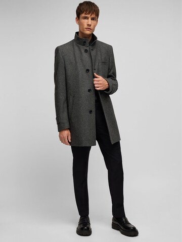 HECHTER PARIS Between-Seasons Coat in Grey