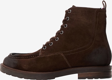 TOMMY HILFIGER Fűzős csizma - barna: elől