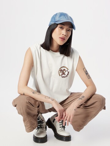 Volcom Top 'Connected Minds' in Wit