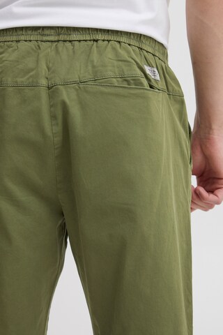 BLEND Regular Chino in Groen