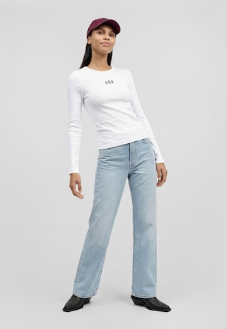 Gap Petite Shirt in White: front