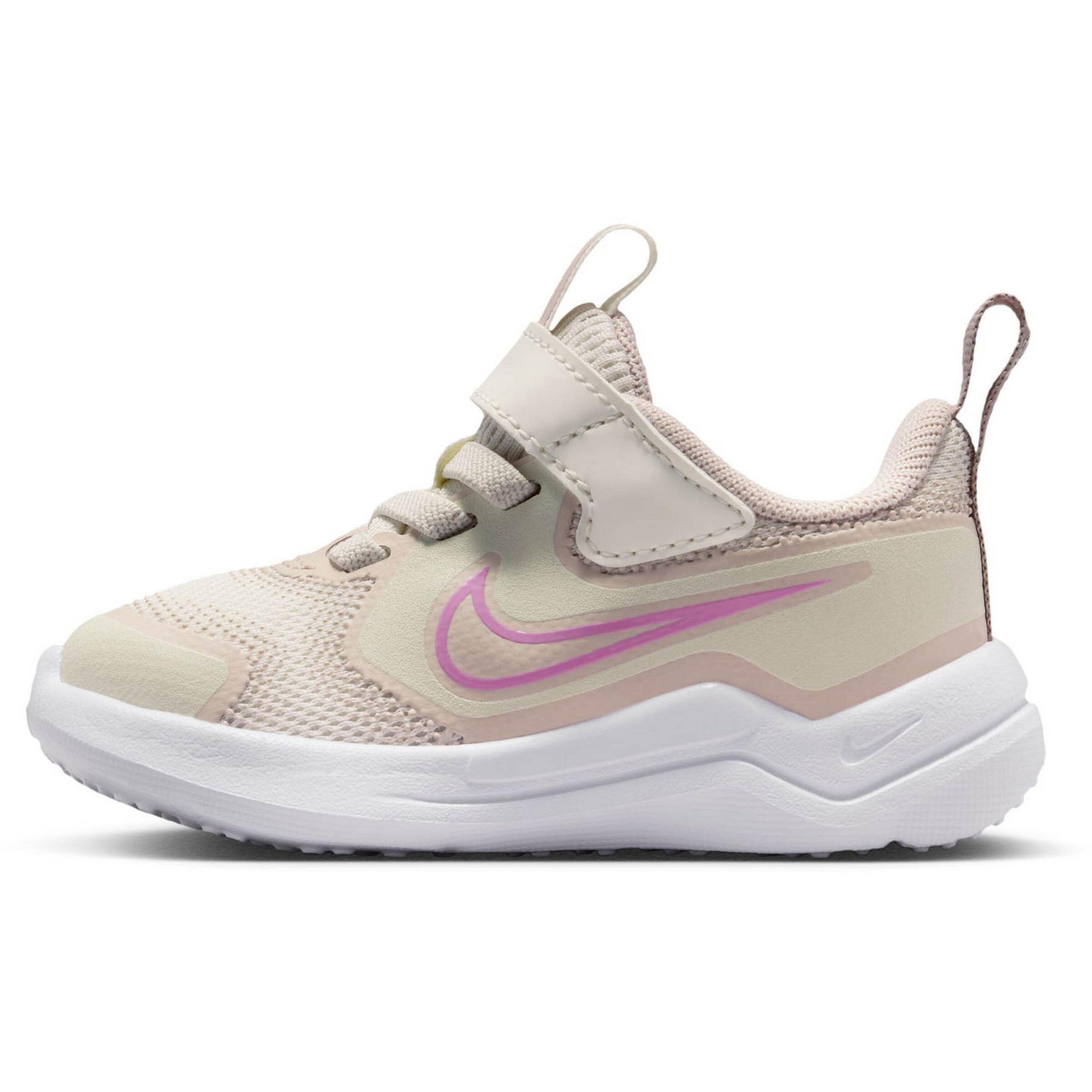NIKE Sneakers 'Cosmic Runner' in Beige