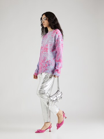 Pulover de la Versace Jeans Couture pe albastru