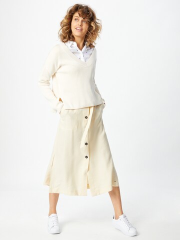 TOMMY HILFIGER Szoknyák 'TOMMY HILFIGER X ABOUT YOU BUTTONED MIDI SKIRT' - bézs