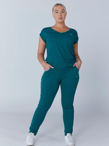 SPORTKIND Funktionsshirt 'Loose Fit V-Neck'‌‌‌ in Grün: Vorderseite