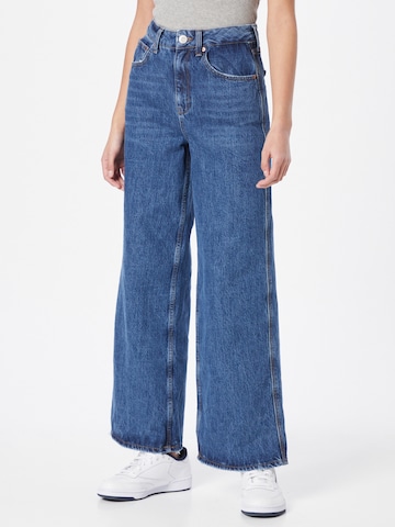 BDG Urban Outfitters Широкий Джинсы 'PUDDLE' в Синий: спереди