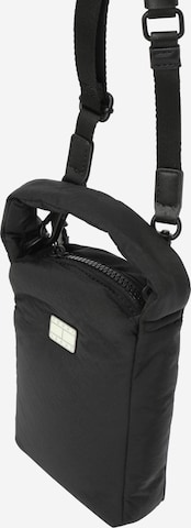 Tommy Jeans - Bolso de hombro en negro: frente