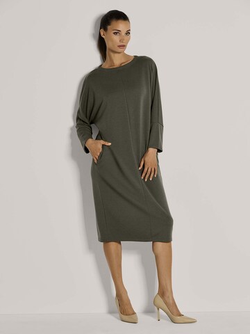 MADELEINE Dress in Green: front