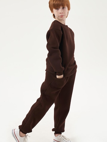 LOUIS LECLER Joggingpak 'Leo' in Bruin