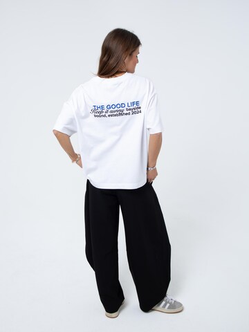 BAYSIDE BOUND Oversized shirt 'THE CORE UNISEX BOXY TEE' in White