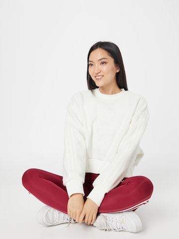ADIDAS ORIGINALS Sweatshirt 'Graphic Polar Fleece' in Weiß
