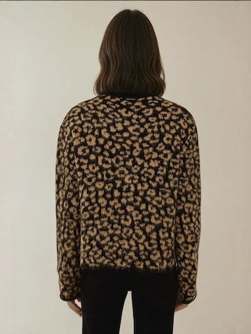 Hiccup Strickjacke in Braun