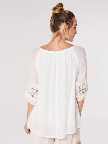 T-shirt Apricot en blanc