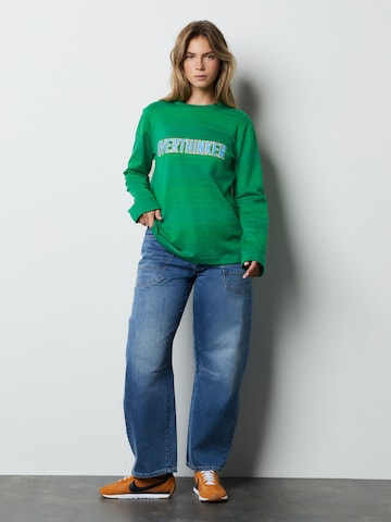 Bluză de molton de la Next pe verde