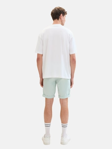 TOM TAILOR DENIM Slimfit Shorts in Grün