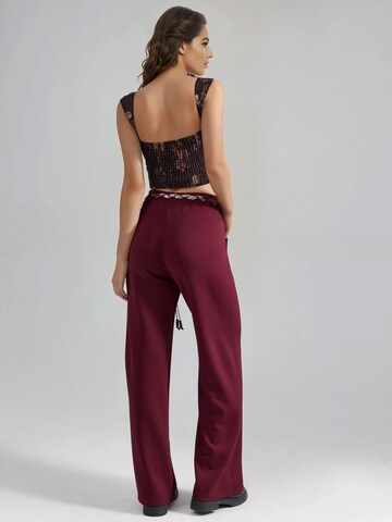 regular Pantaloni di Hiccup in rosso