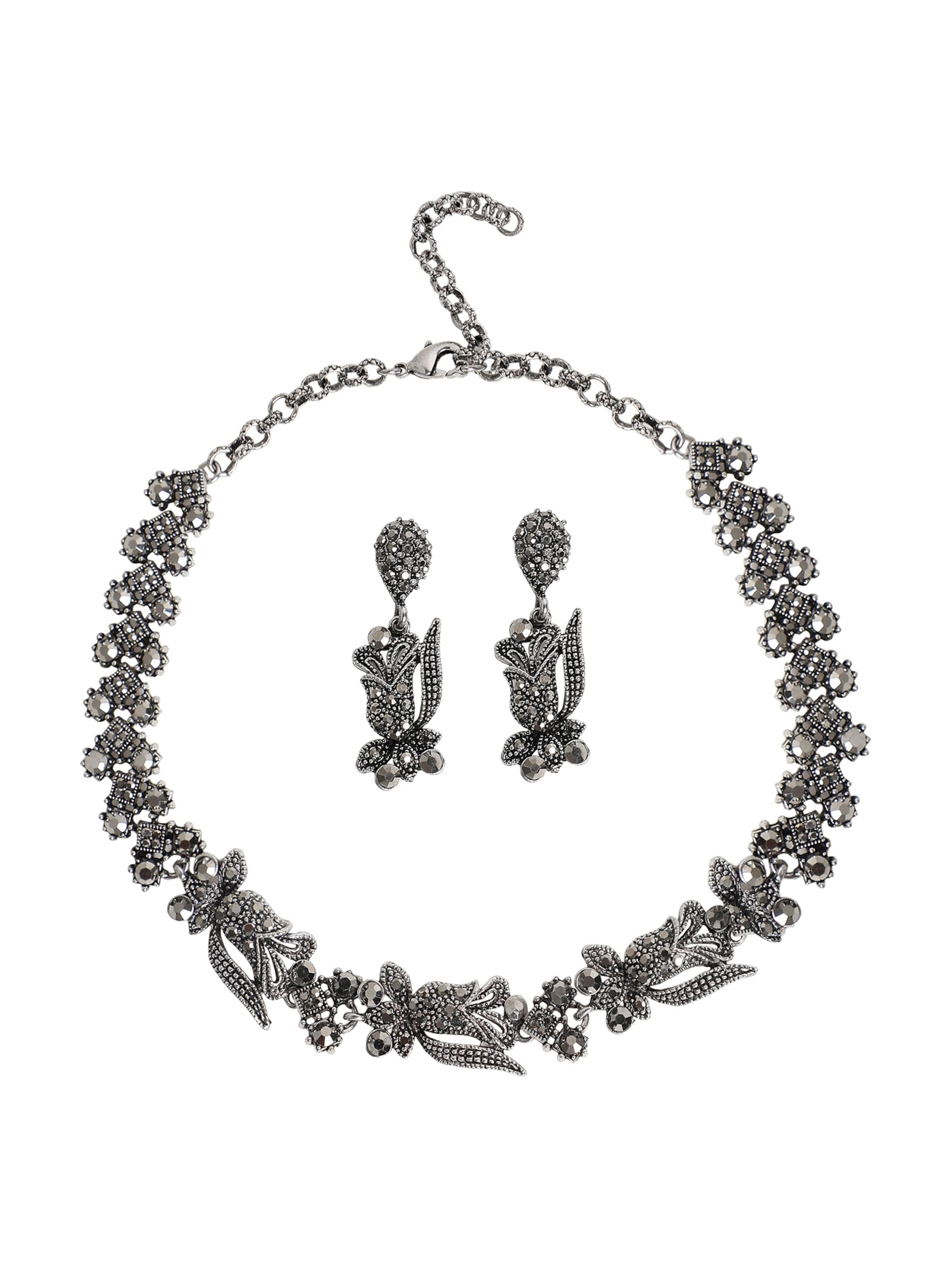 Set di gioielli 'Loretta' di SOHI in argento: frontale