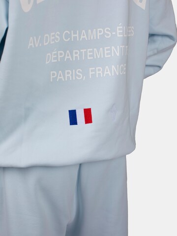 Crystal Paris Sweatshirt 'Champs' in Blauw