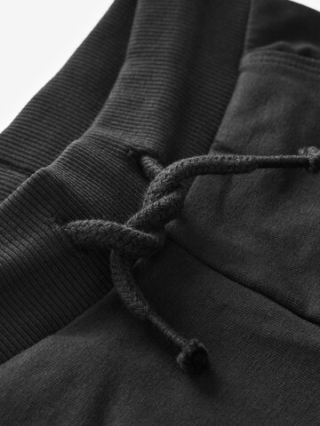 Tapered Pantaloni di Next in nero