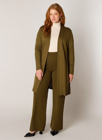 BASE LEVEL CURVY Knit Cardigan in Green: front