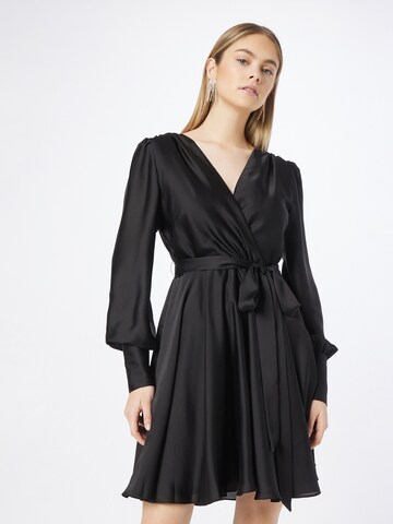 SWING Dress in Black: front