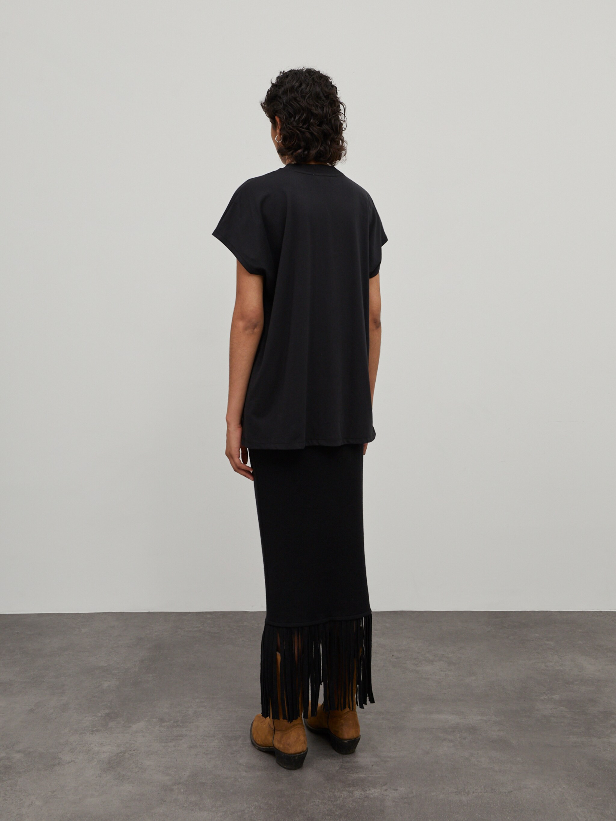 EDITED Produits T-shirt 'Keela' noir