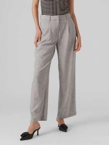 VERO MODA Wide leg Bandplooibroek in Grijs: voorkant
