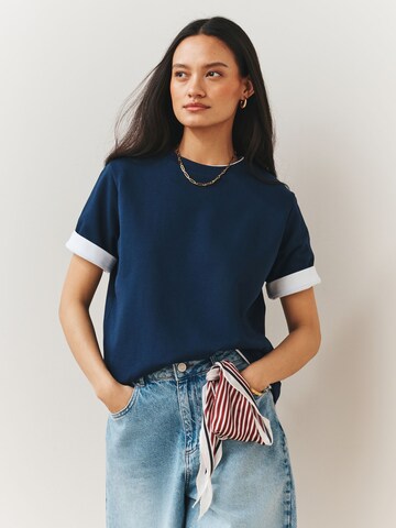 Next Shirts i blå: forside