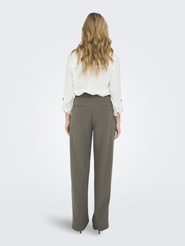 ONLY Regular Pleat-front trousers 'Lana-Berry' in Brown