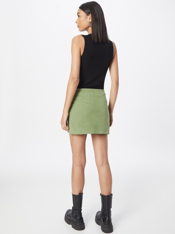 Fustă de la BDG Urban Outfitters pe verde