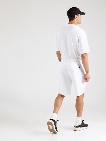 BOSS - Loosefit Pantalón deportivo en blanco