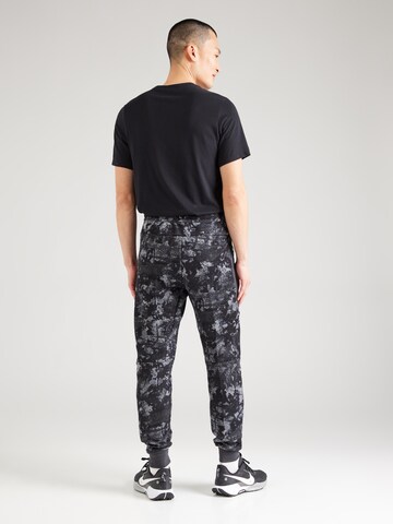 Nike Sportswear Tapered Broek 'TECH FLEECE' in Grijs