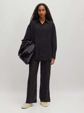 EDITED Regular Trousers 'Kate' in Black