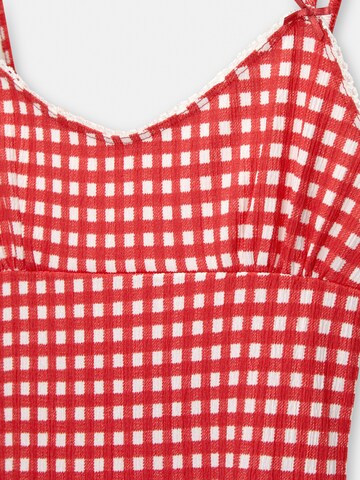 Pull&Bear Kleid in Rot