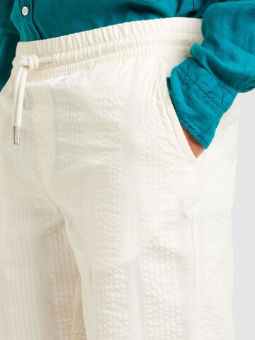 Lindbergh Regular Shorts in Weiß
