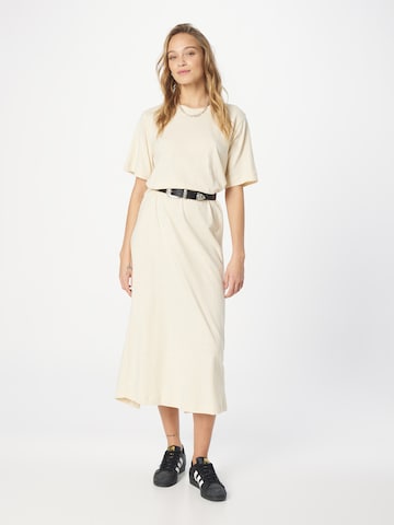 DEDICATED. Kleid in Beige