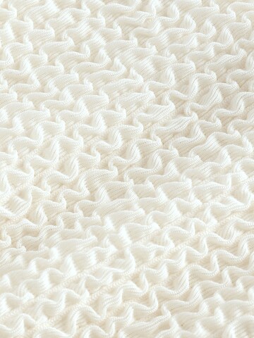 self. Bikinihose in Beige