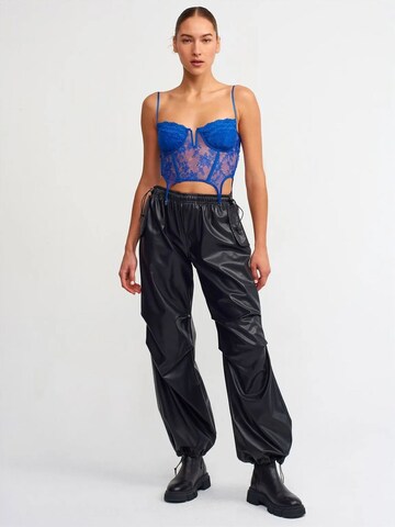 Loosefit Pantaloni di Dilvin in nero: frontale