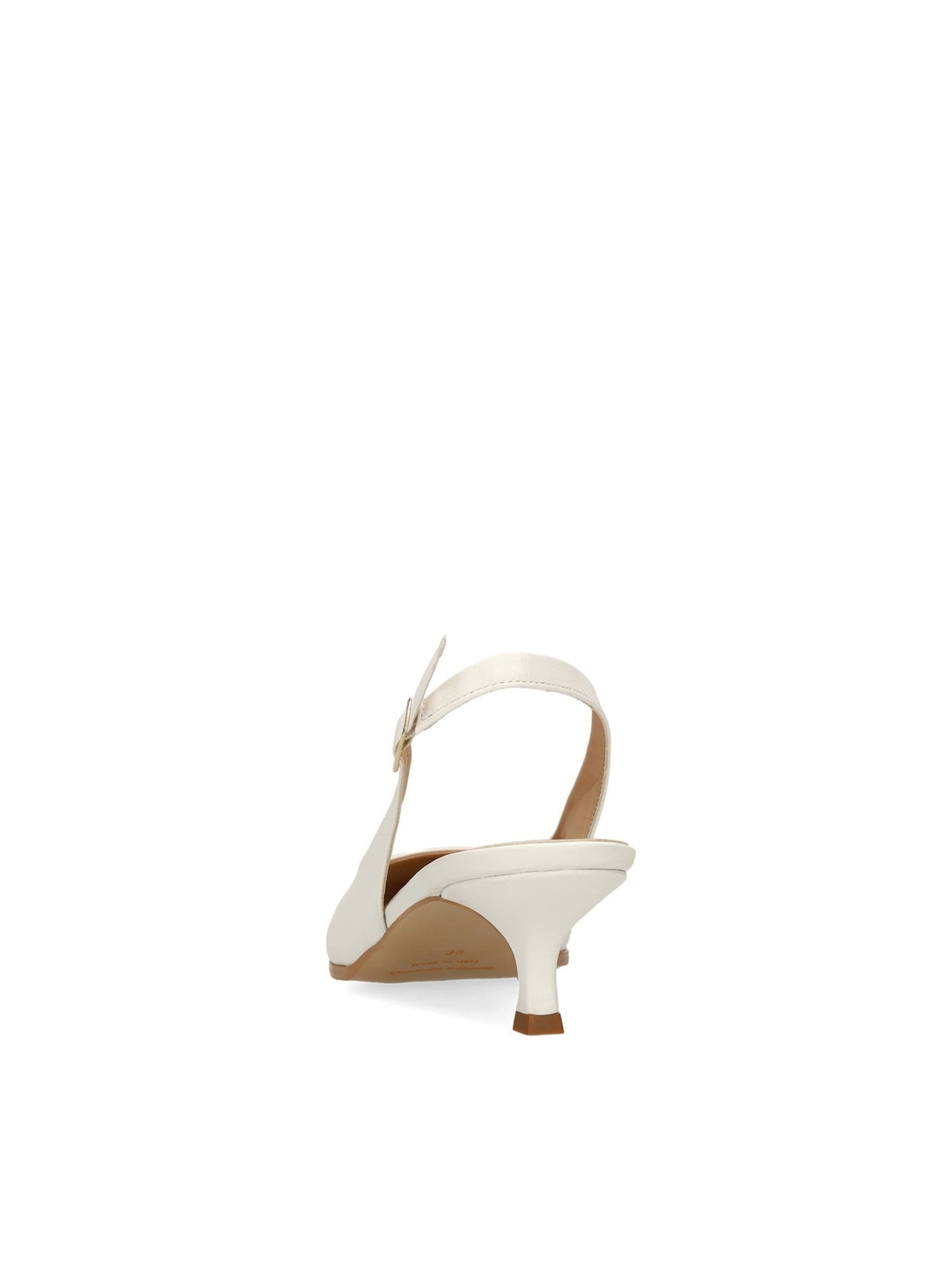 MANFIELD Pumps in White