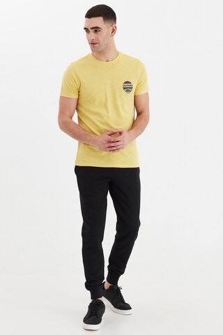 !Solid - Camisa 'EMMO' em amarelo