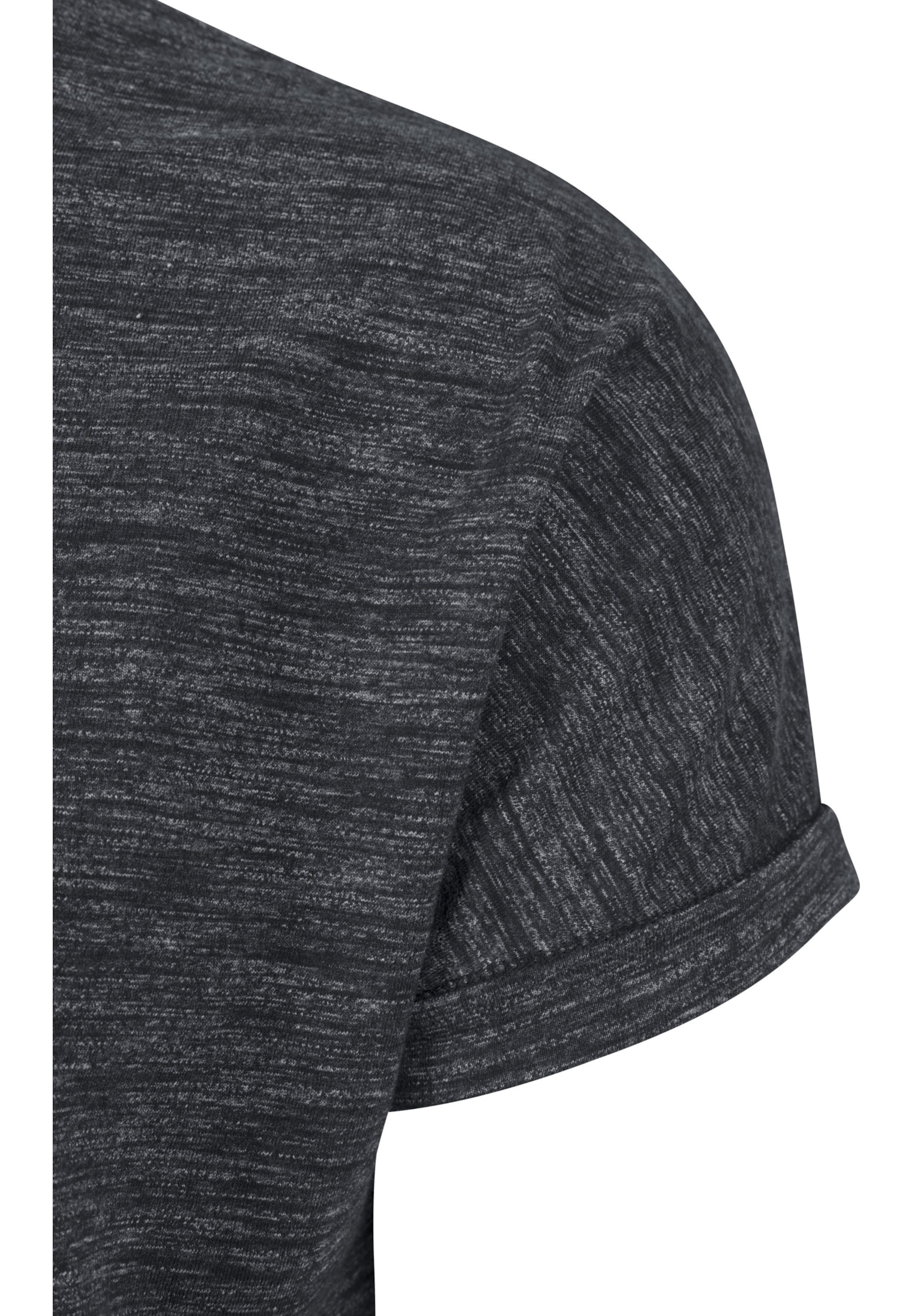 Urban Classics Särk, värv must