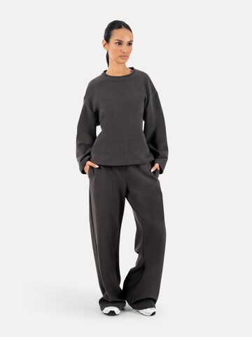 Loosefit Pantalon Smilodox en gris