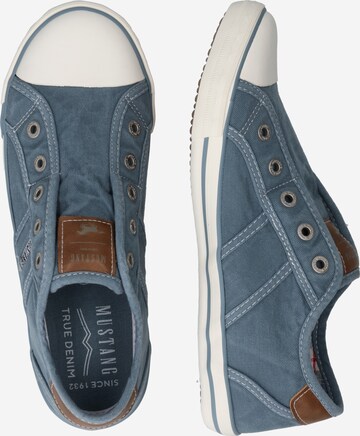 Slip on MUSTANG en bleu